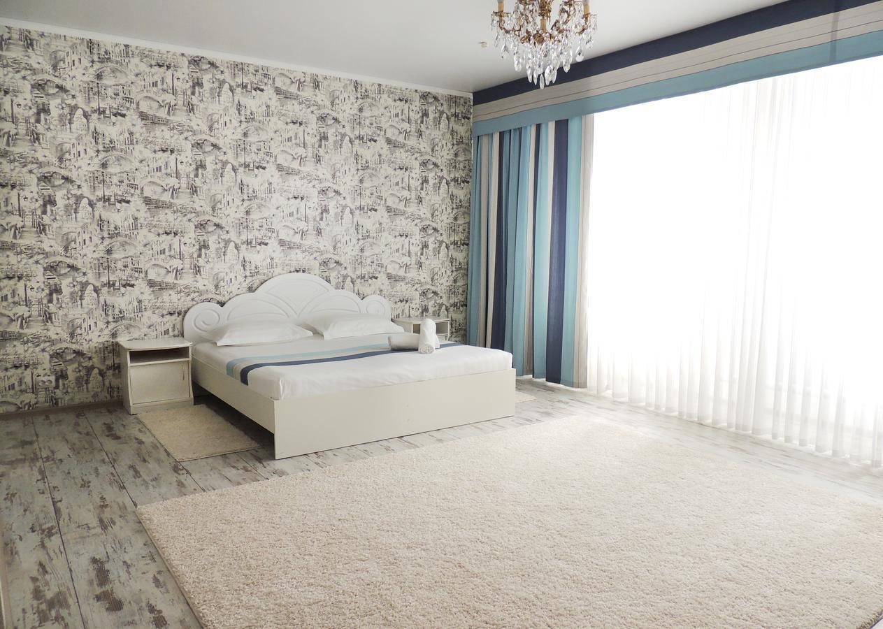 Laguna Hotel Kostanay Exterior photo